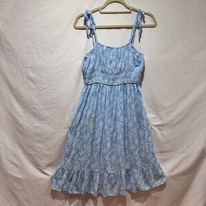 RSQ Tier Printed Dress Light Blue White Floral Pattern Size L Adjustable Straps